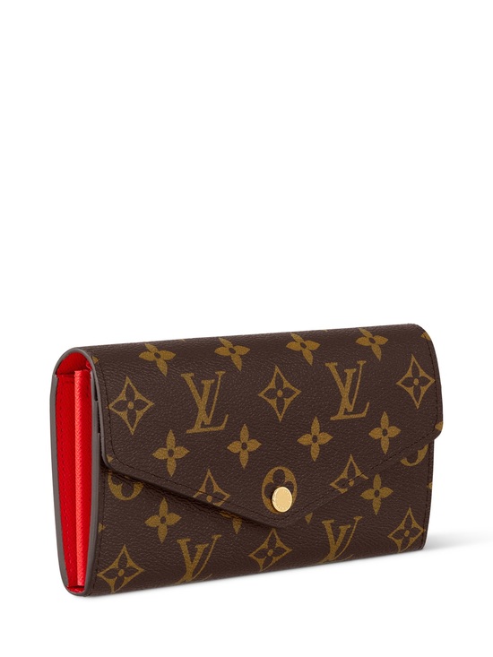 Louis Vuitton Handbags - Sarah Wallet

$775.00
One of Louis Vuitton's classic models.